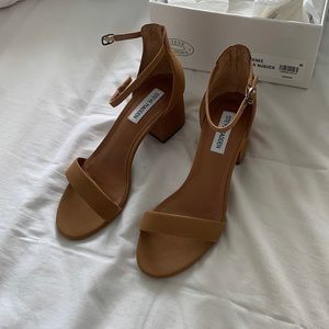 Steve Madden Irenee Sandals— Tan